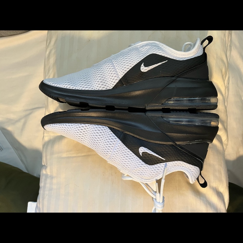 Air Max Motion 2